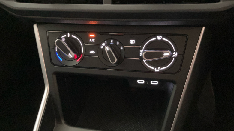 Volkswagen Polo 1.0 Life 5dr Petrol Hatchback